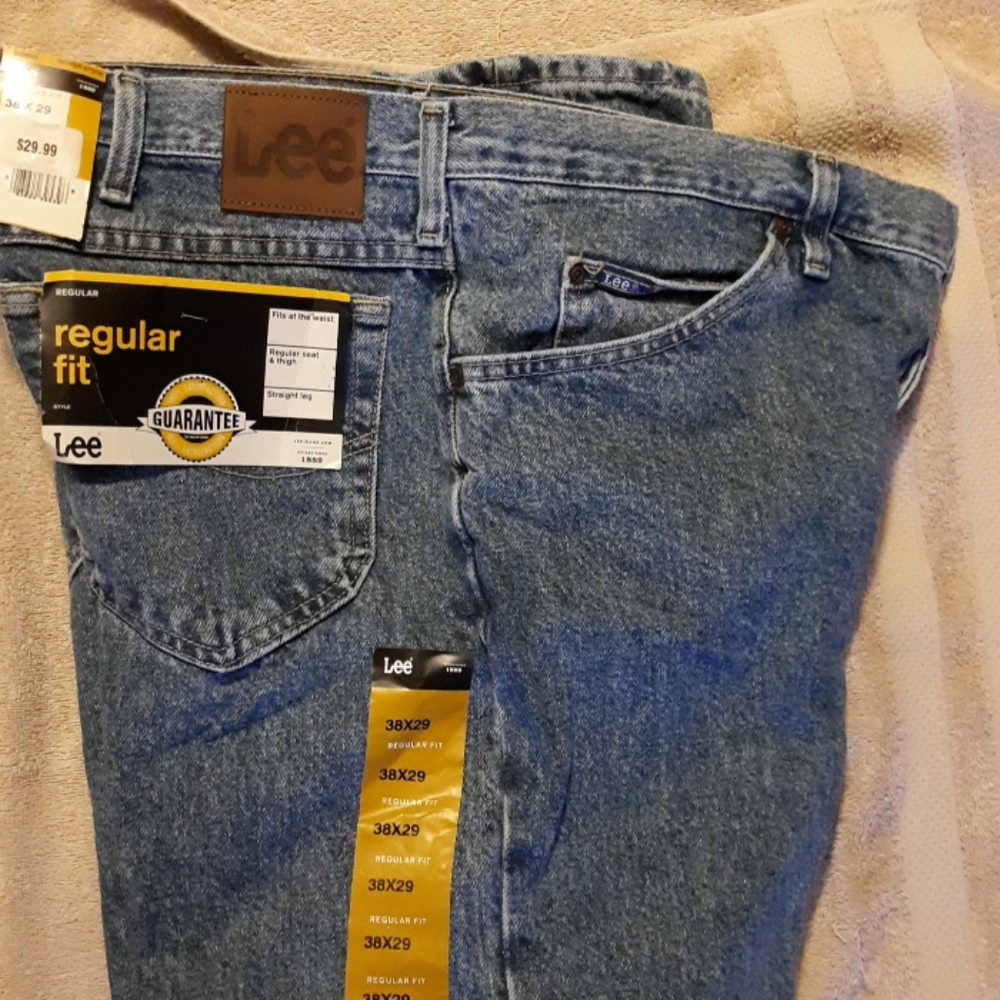 Jeans - Picture 3 of 4